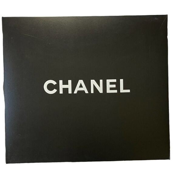 Chanel Easy Shopping Quilted Lambskin Handbag Blue - Picture 14 of 16